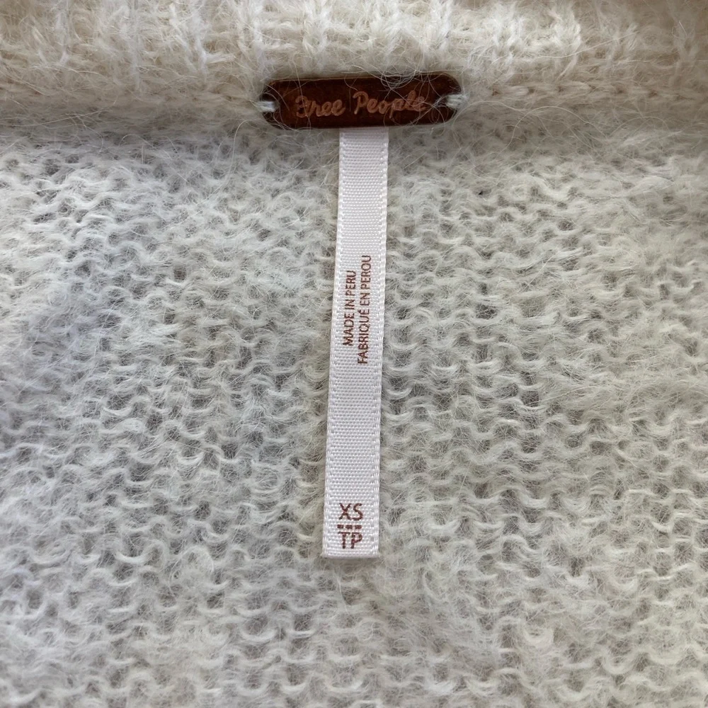 Free People Alpaca XS Angelic Sweater - Picture 5 of 13